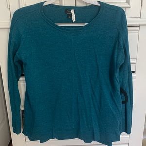 Talbots large sweater in blue